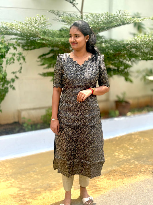 Black Banarasi ✨