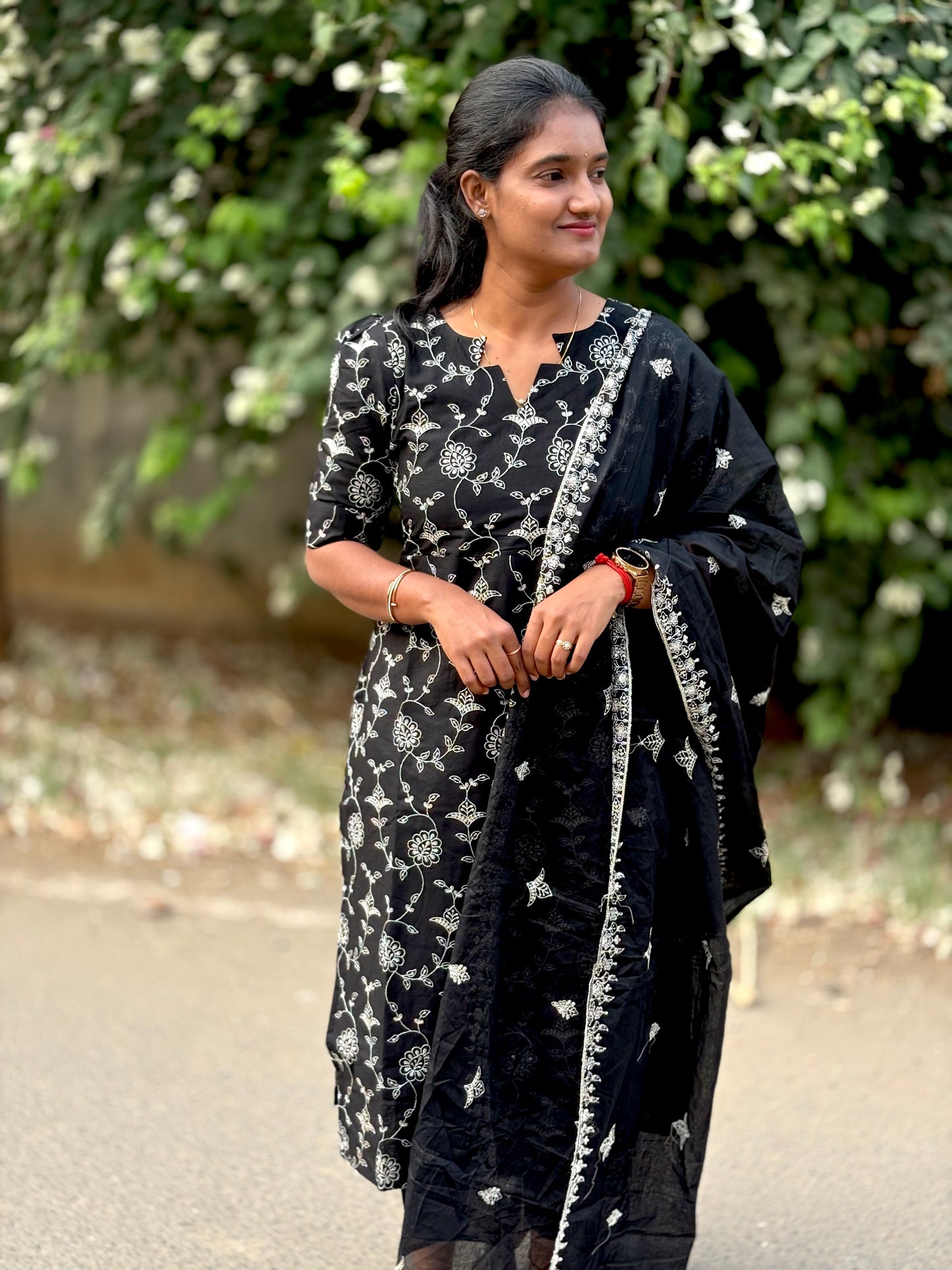 LA313~Black mul chanderi Top, dupatta