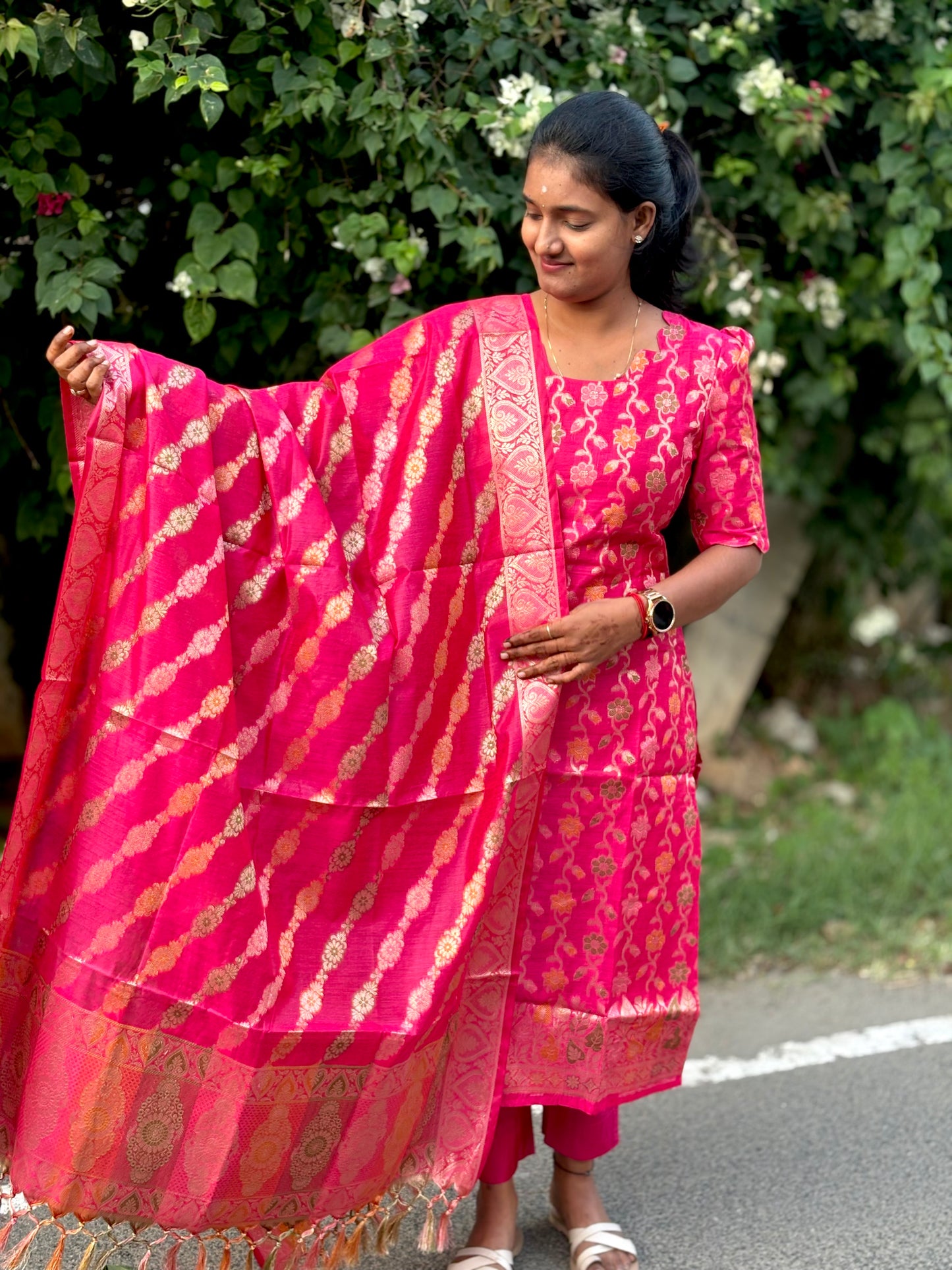 LA282~Banarasi suit ✨