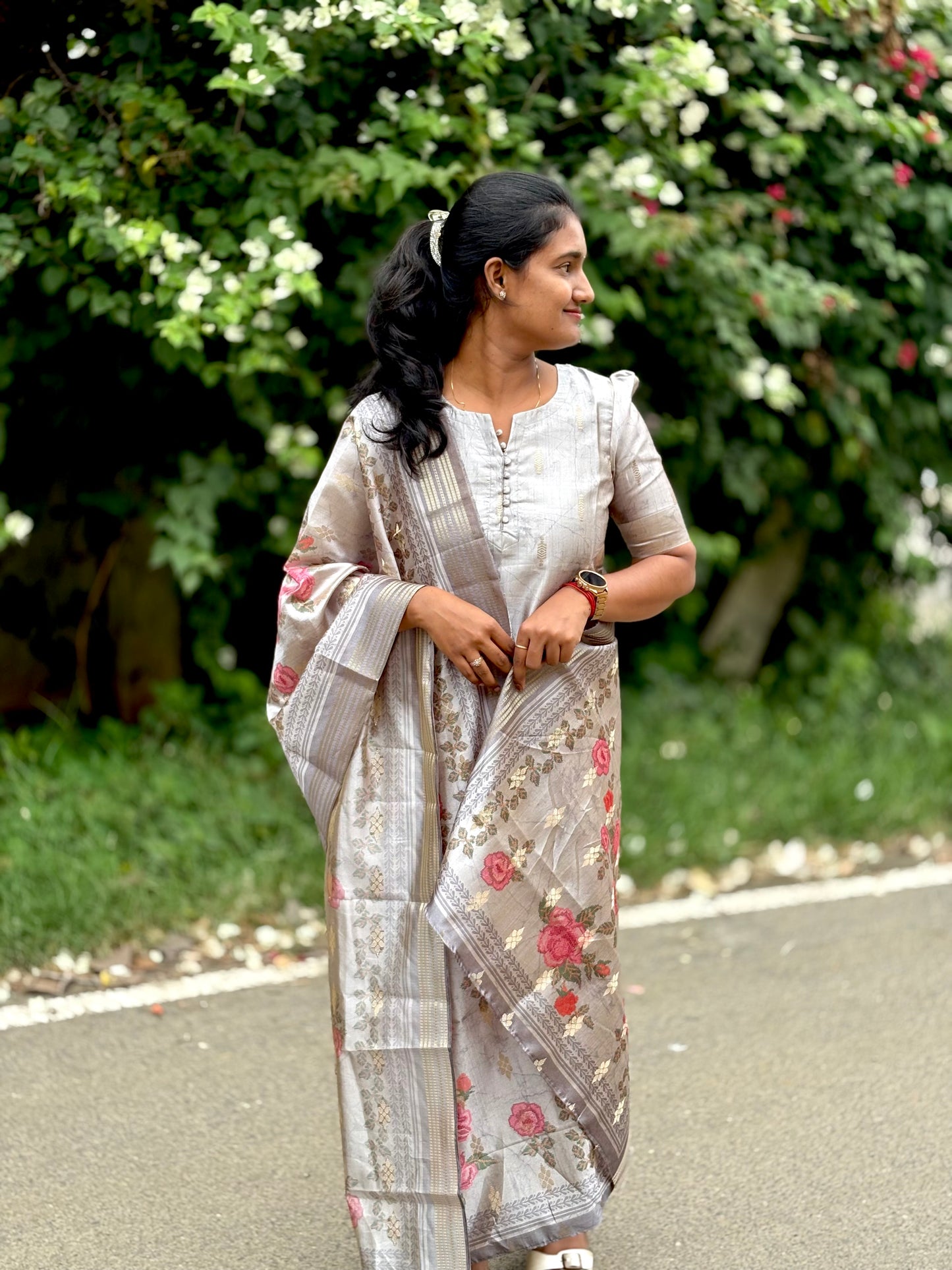 LA284~Grey Tissue silk Top Dupatta🪷