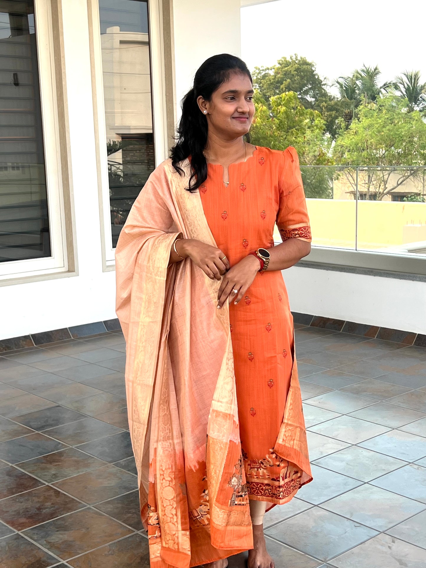 LA307~Rustic orange Jacquard Silk kurti+Duppatta