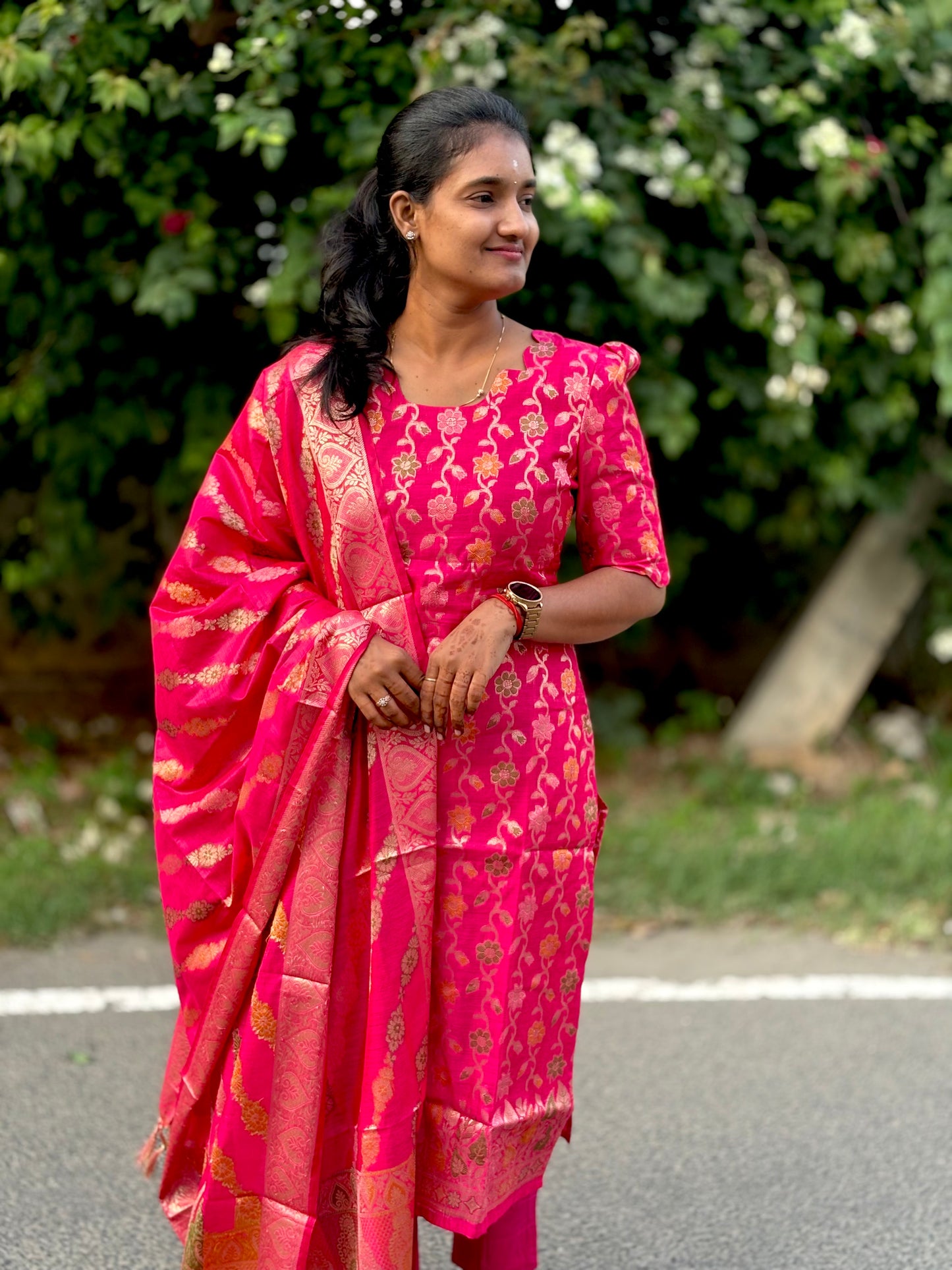 LA282~Banarasi suit ✨