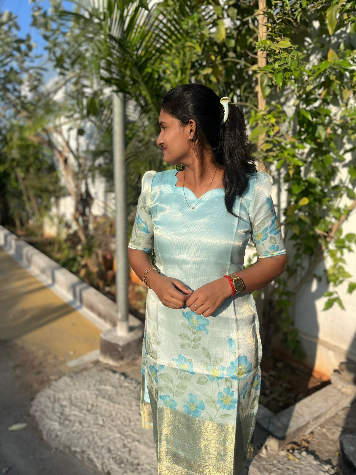 LA172~ Shimmer Tissue Kurti